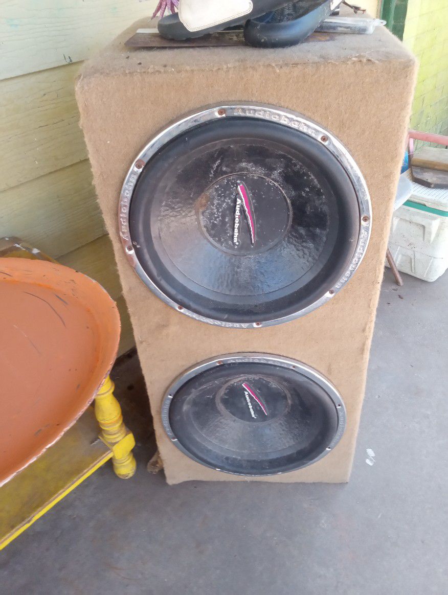Speaker For A Car Or SUV And Two AC Units And Dogs Cages 