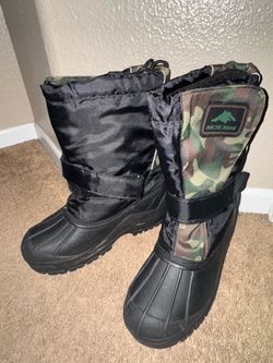 Kids snow boots