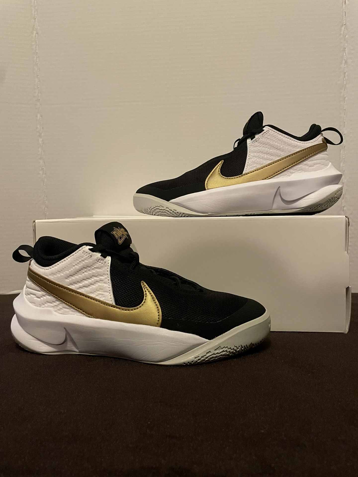 Nike Boys Team Hustle D10