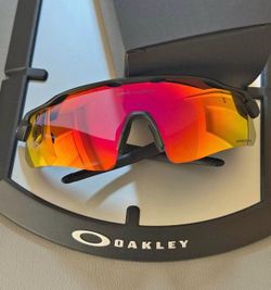 oakley sport shades