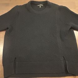 Women’s Banana Republic sweater