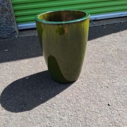 Flower pot