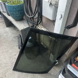 Tahoe Rear Quarter Windows