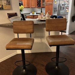 2 Bar Stools