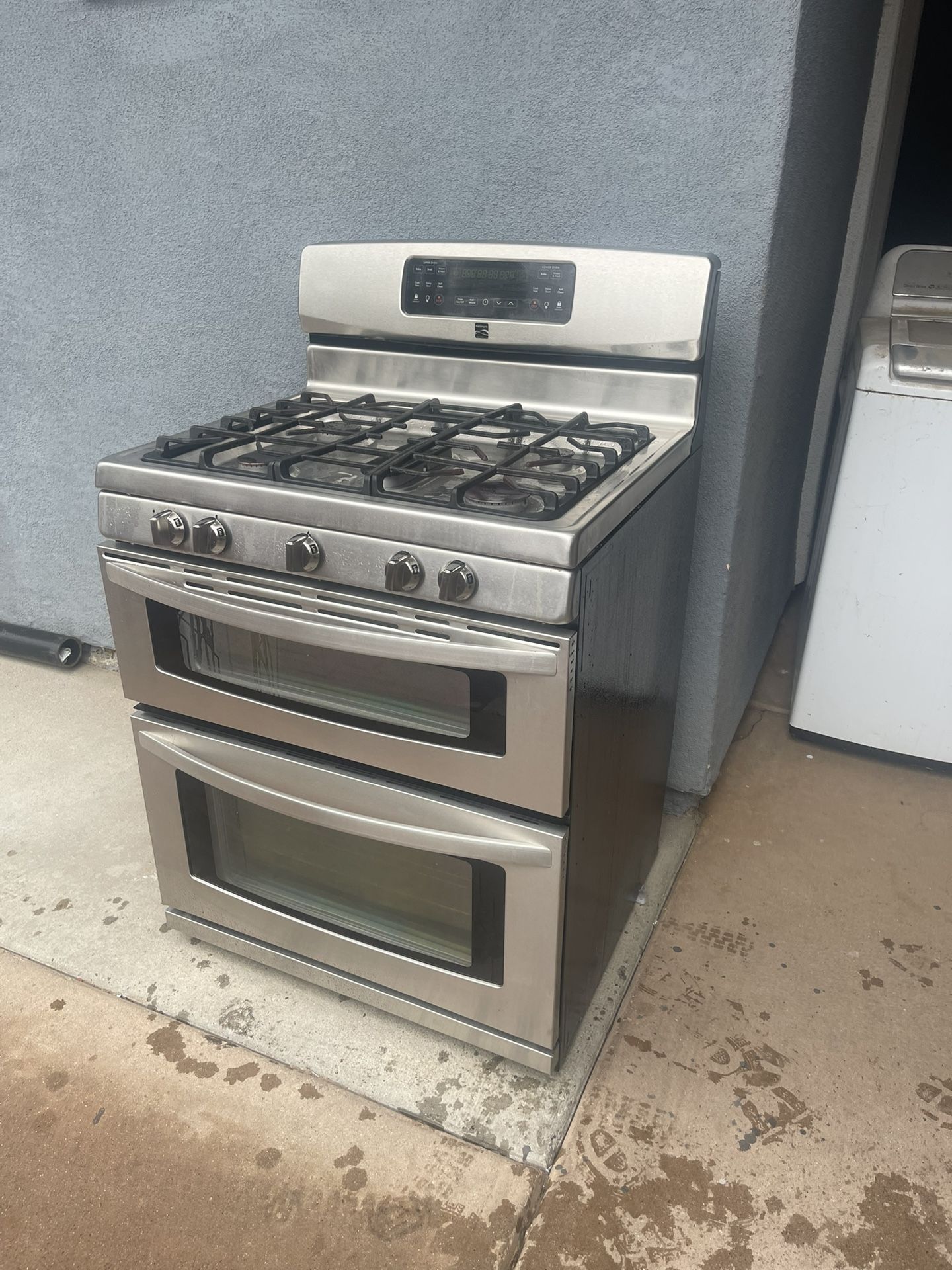 Kenmore Gas Stove