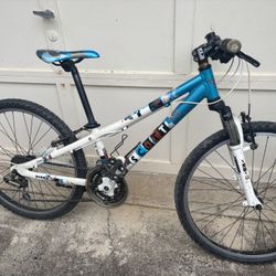 Scott Scale Contessa 24 Inch Mtb