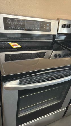 Like new LG electric stove