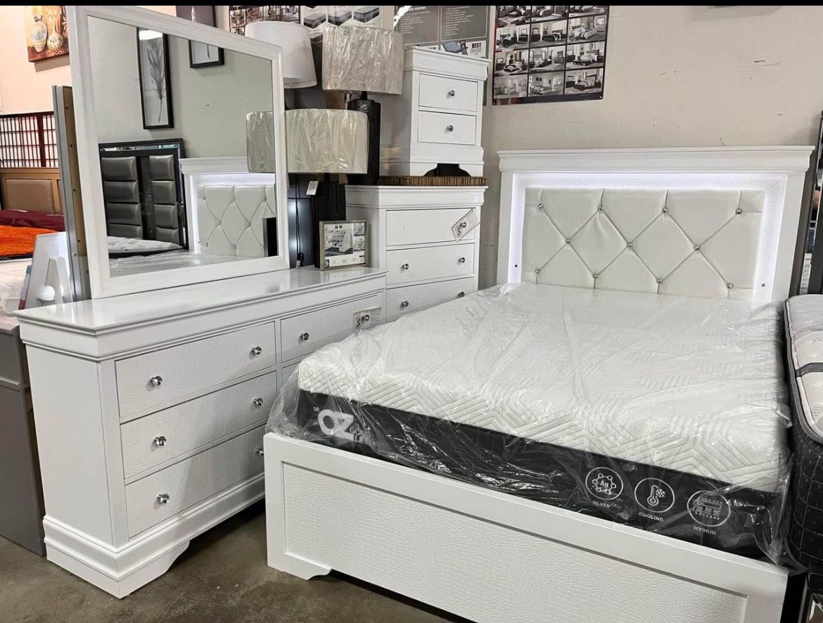 Glam Bedroom Sets All Sizes Available For Same Day Delivery