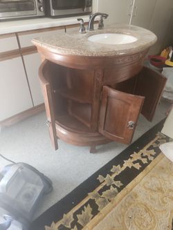 Bathroom Vanity With Granite Top And Facet 