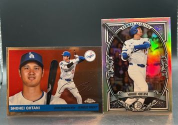 Set of Ohtani Chrome Cards