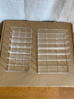 Makeup palette organizers