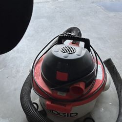 RIDGID 6 Gallon 2.5hp Shop Vacuum 