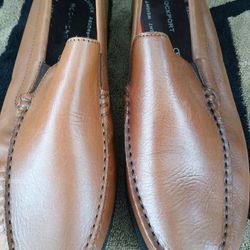 Men Dress ROCKPORY size 10. Brown