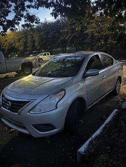 Nissan versa