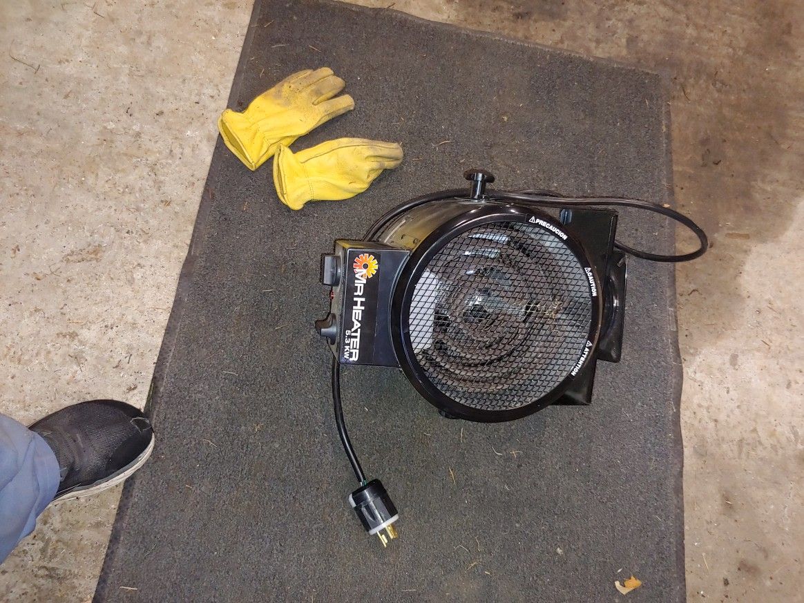 220 Volt Electric Shop Heater 5.6 Kw Like New $100