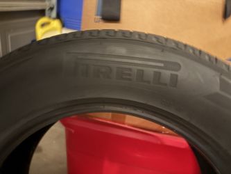 Pirelli 245 60 18 Tire