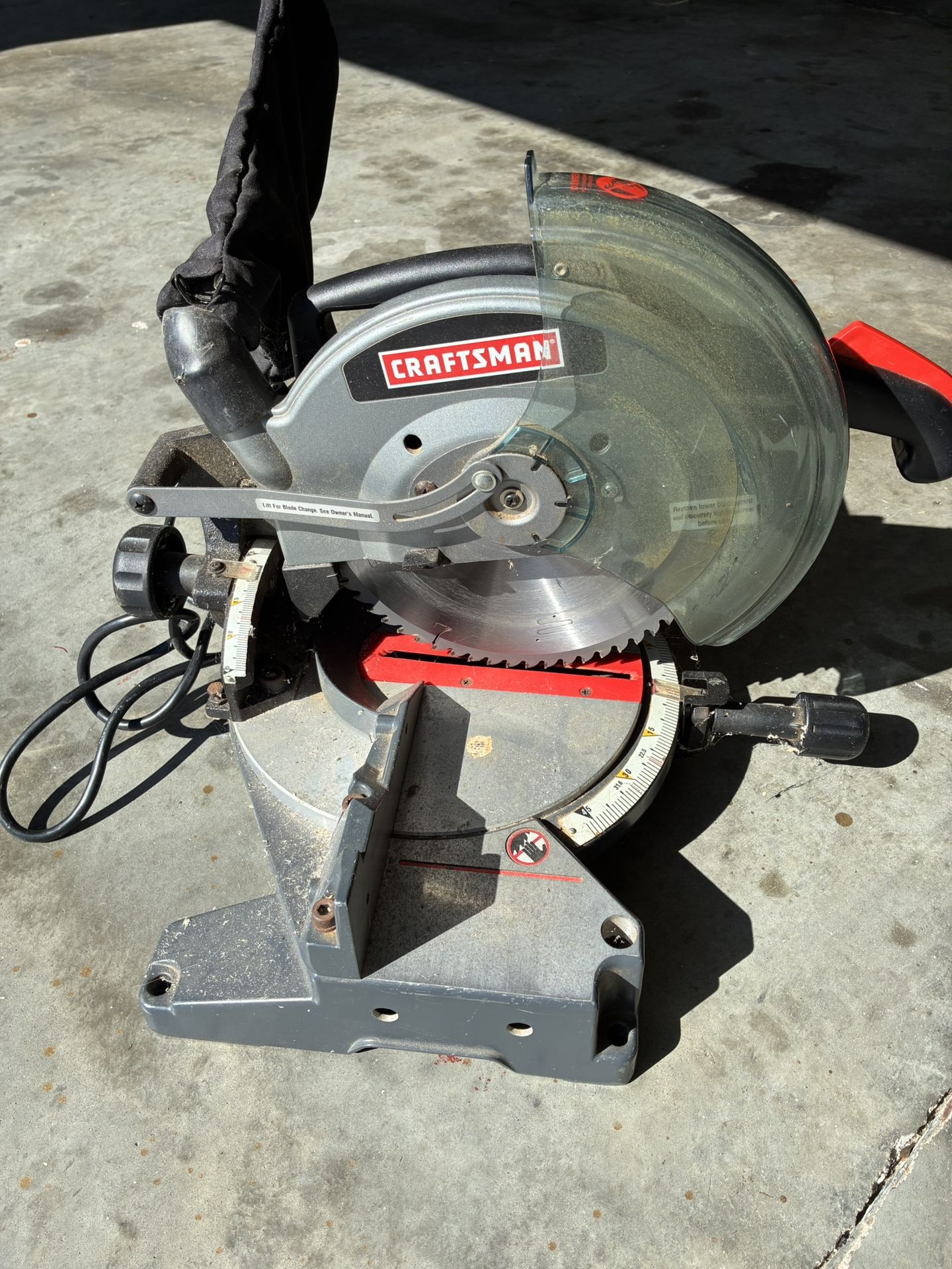 Craftsman’s Chop Saw Like New 