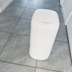 Diaper Trash Can Genie