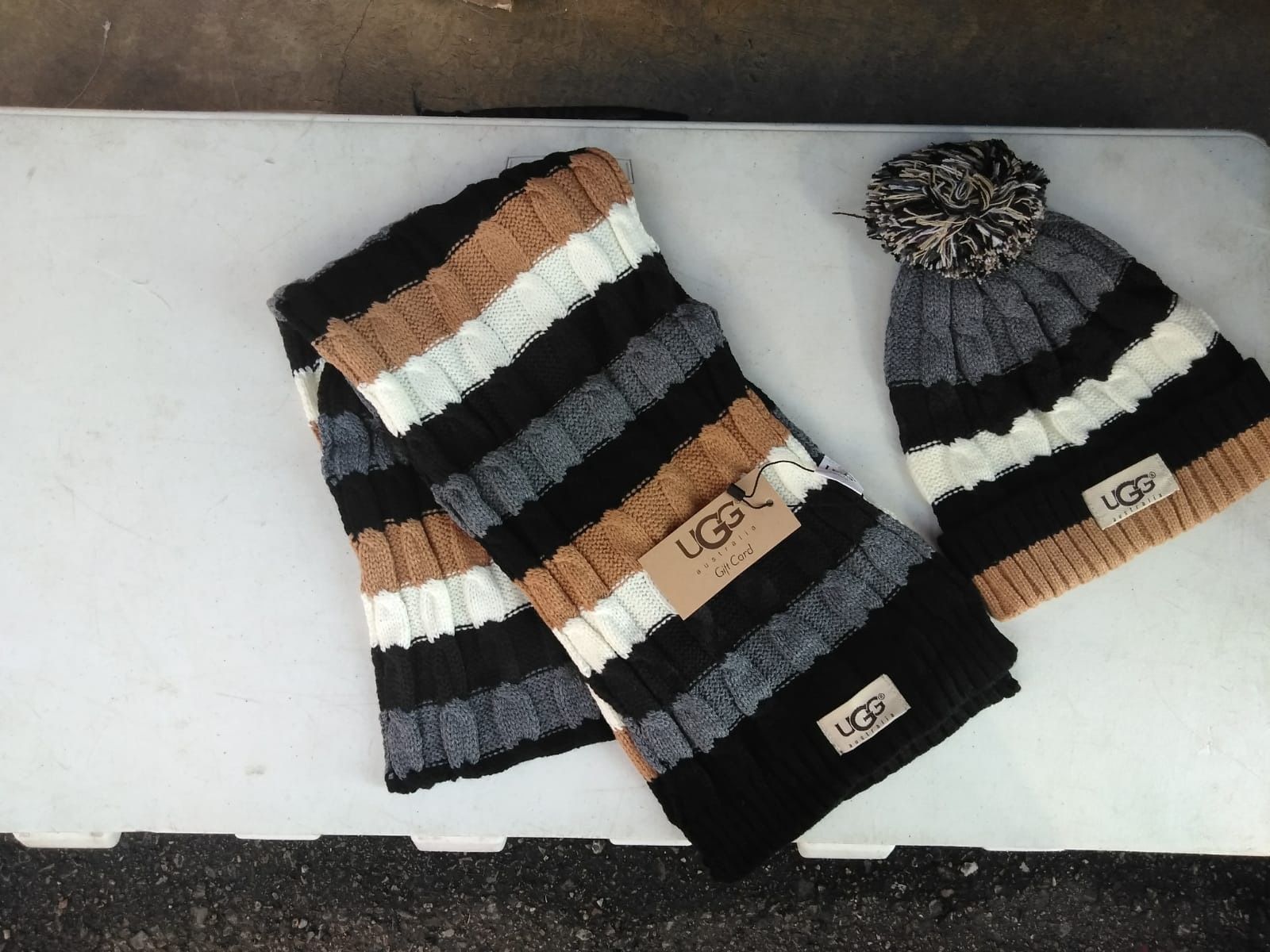 Uggs scarf sets