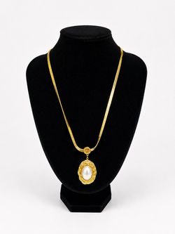 Gold Herringbone Chain Necklace with Pearl Pendant