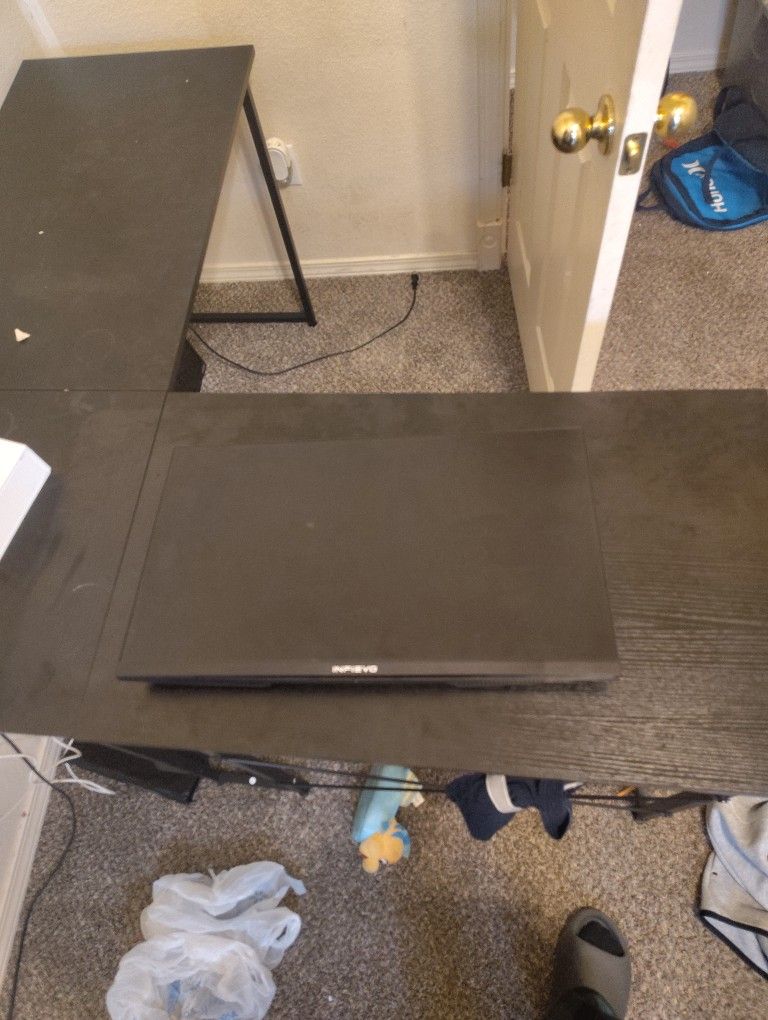 144hz Gaming Monitor (HDMI)+ Display Port
