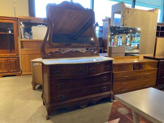 PULASKI Ornate Vintage Marble Top 4-Drawer Dresser w/ Mirror