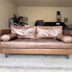 Article Couch 