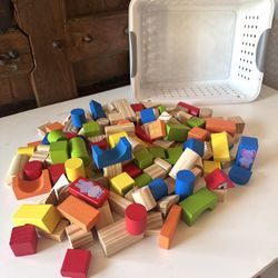 Lakeshore Kids Wooden Bundle Blocks 