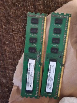 RAM/Memory sticks (4GB 2RX8) x 2