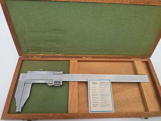 9" Helios Vernier Caliper