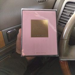 Victoria Secret Bomb Shell Perfume 