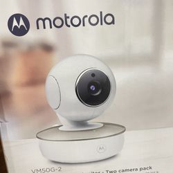 VM50-2 Motorola 5.0” BabyMonitor - Two Camera Pack . Brand New Un Box Never Use