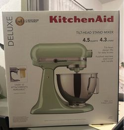 KitchenAid Deluxe Tilt-Head Stand Mixer