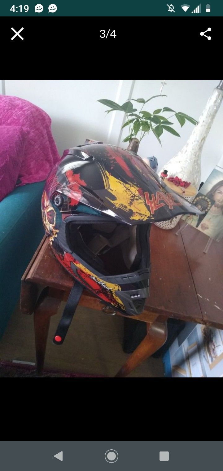 Large Slayer downhill mountain bike or dirt bike helmet