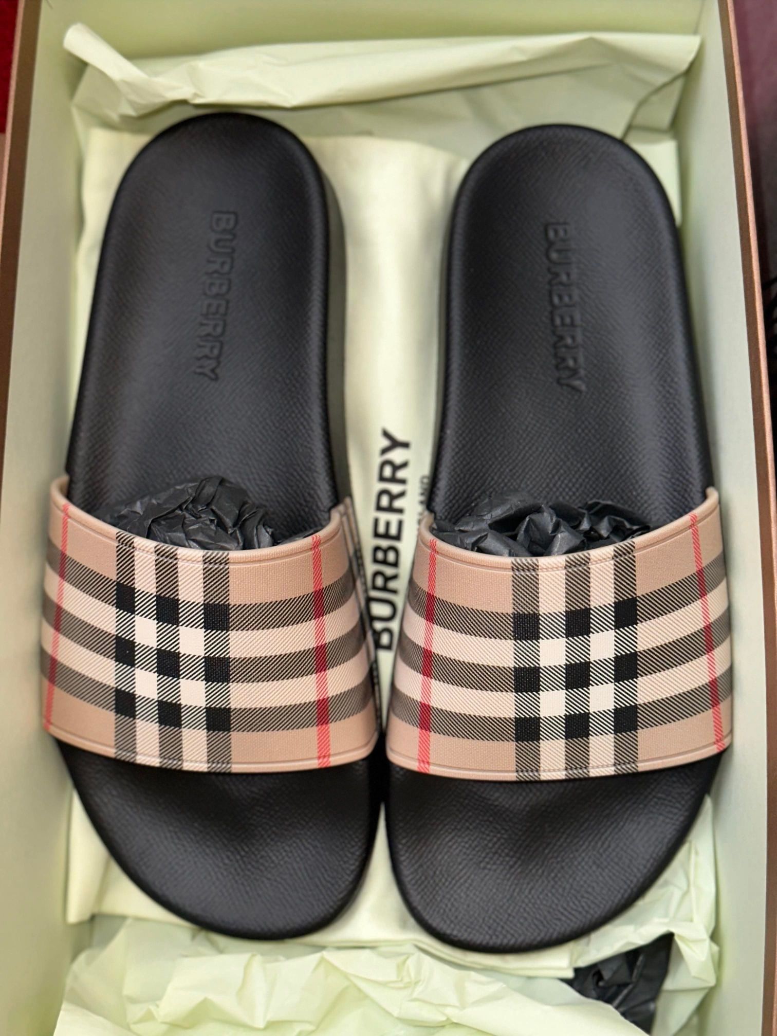 Burberry Slides 