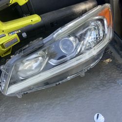 2016 Honda Accord Sport Headlights