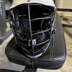 Cascade lacrosse helmet