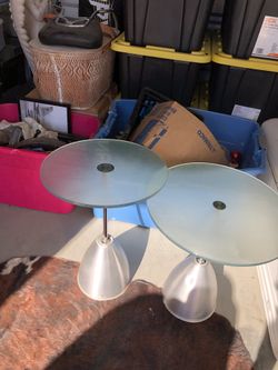 Italian design glass seit table