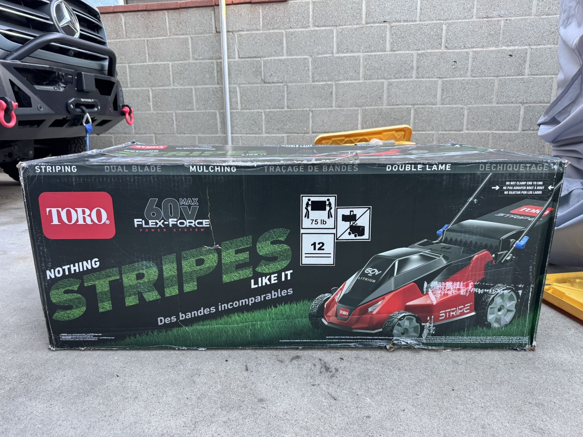 TORO 60-volt Lawn Mower