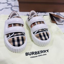 Burberry Kid Shoes And Polo 2 Years