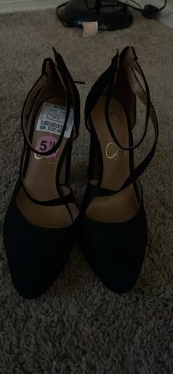 Heels $25  used once (pick up only)