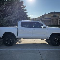 2017 Toyota Tacoma
