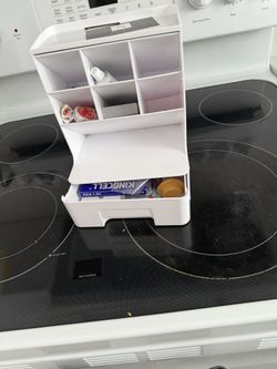 SMALL STORAGE CONTAINER FOR DESK