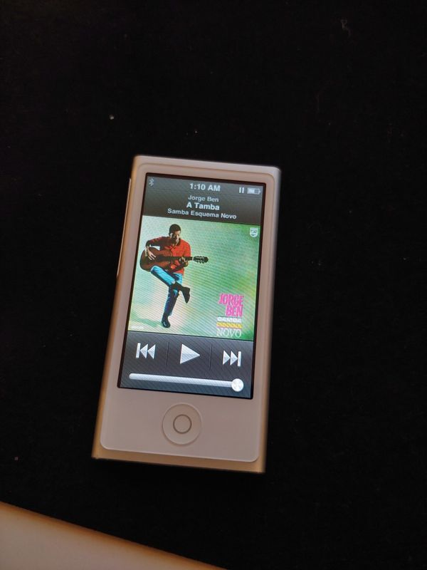 iPod nano 7th generation - 16gb model MD480LL - Good condition for Sale