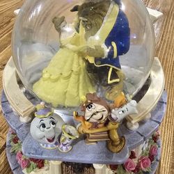 Disney Beauty And The Beast Globe 