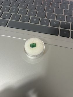 Natural Emerald 1.25 CT 8x6x3 