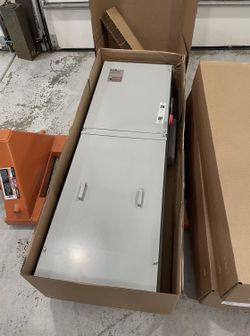 Eaton 1MFS400RUG 400 amp fuseable 120/240 Main Disconnect