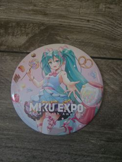 Miku pin big