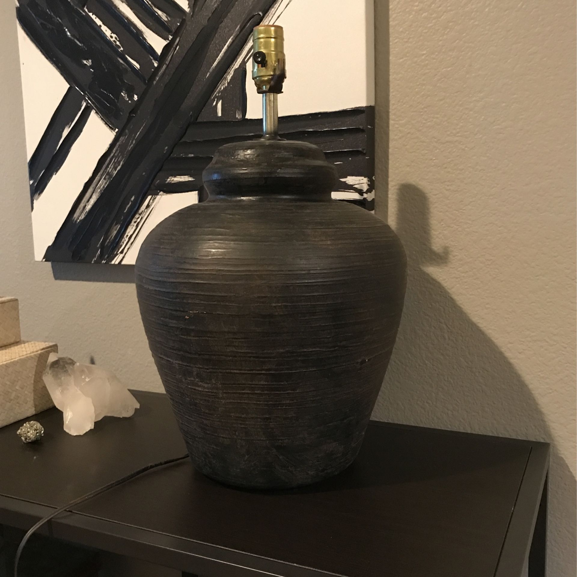 Vintage Black Distressed Terracotta Round Table Lamp