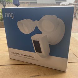 Ring Flood Light Cam Wired Plus (White)